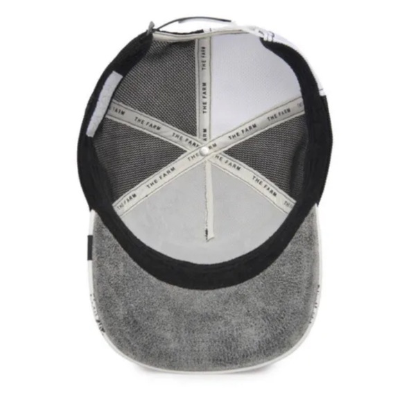 NIB Limited Edition Goorin Brothers “Roadkill” Armadillo Trucker Hat - Picture 7 of 8